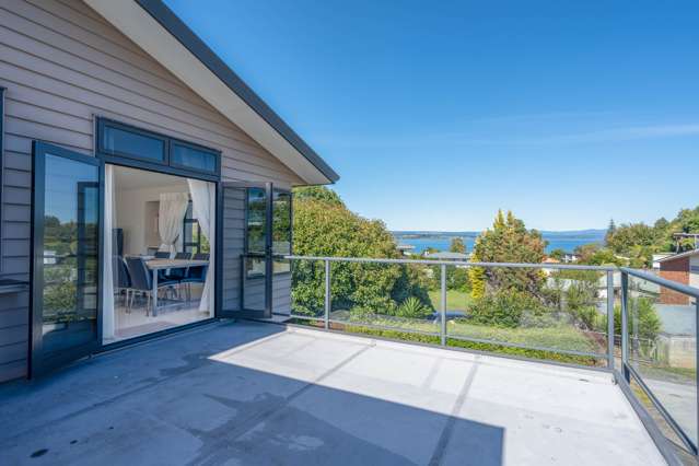 2/9 Alberta Street Acacia Bay_1