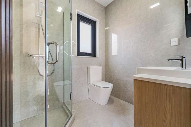 23 whakairo crescent Gulf Harbour_17