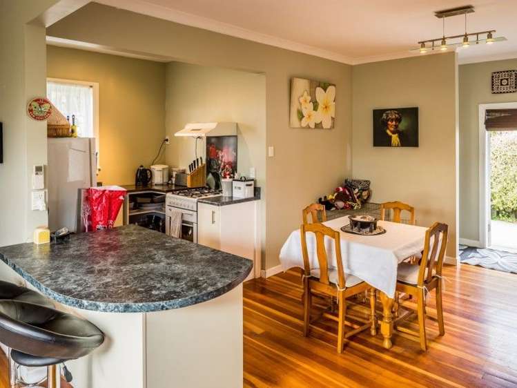 5 Mako View Titahi Bay_1