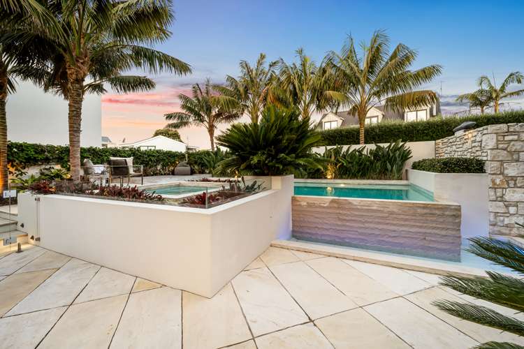 195 Omaha Drive Omaha_13