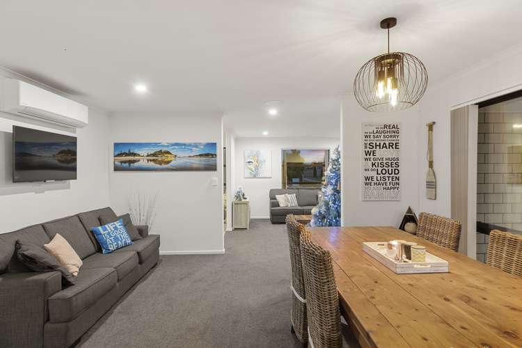 43 Rainey Crescent Papamoa_3