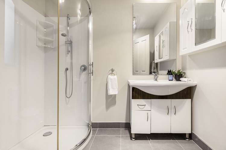 2/19a Arran Street Avondale_11