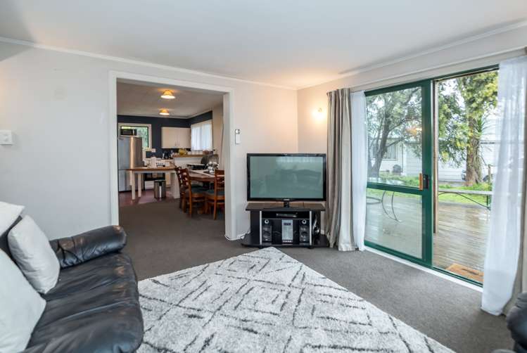 51 Charles Street Carterton_6