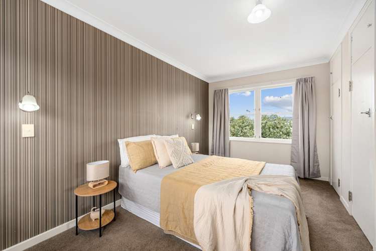 2 Squires Place Awapuni_16