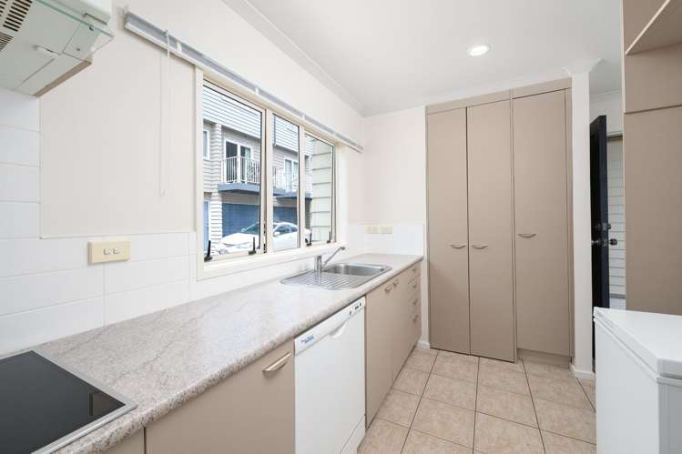 1/49 Henderson Valley Road Henderson_16