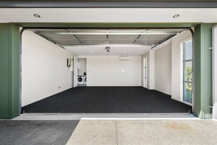 43 Vernon Drive Lincoln_28