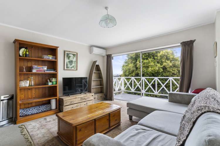 1/11 Talavera Place Te Atatu South_6