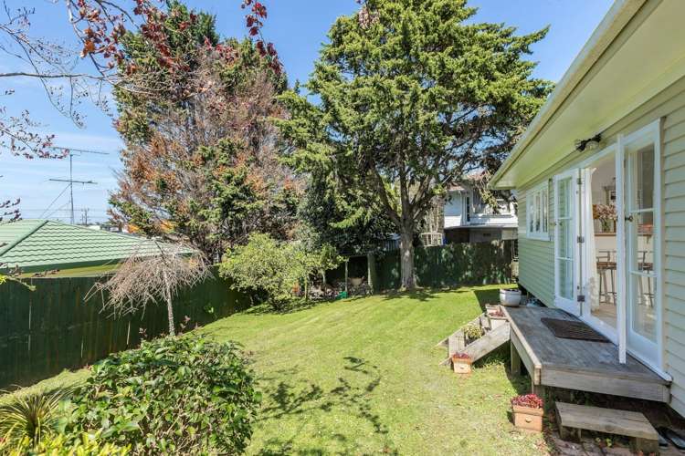 27 Bruce Road Glenfield_18