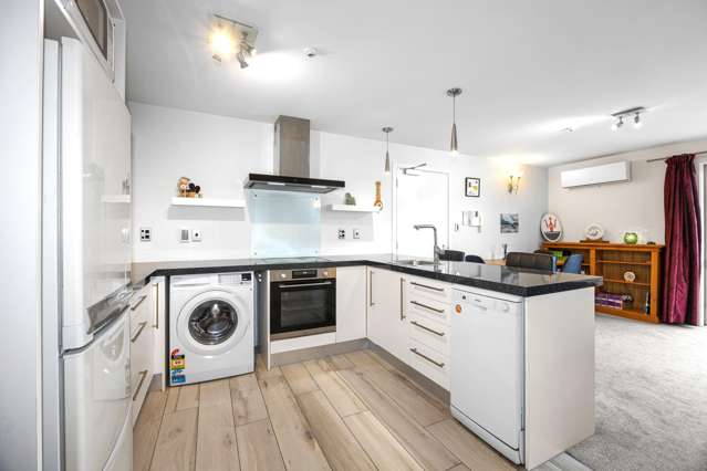 9/16 Hutcheson Street Sydenham_4