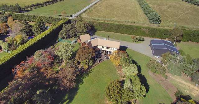 420 Johns Road Fernside_1