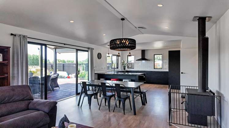 137 Kereru Road Maraekakaho_9