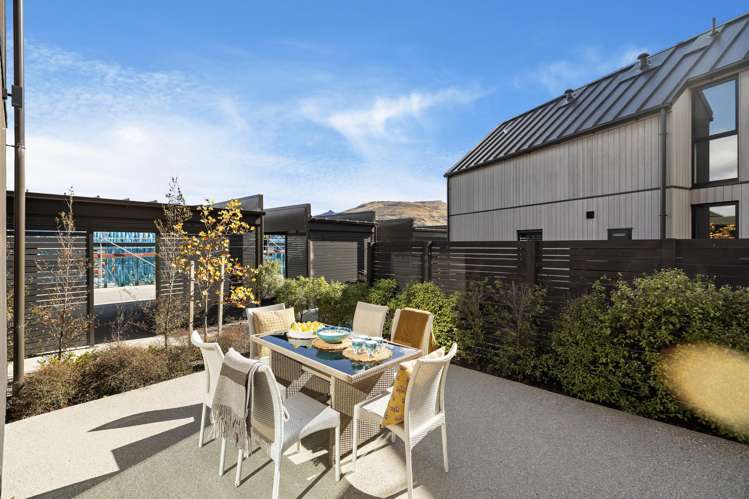 5 Escalator Avenue Jack's Point_18