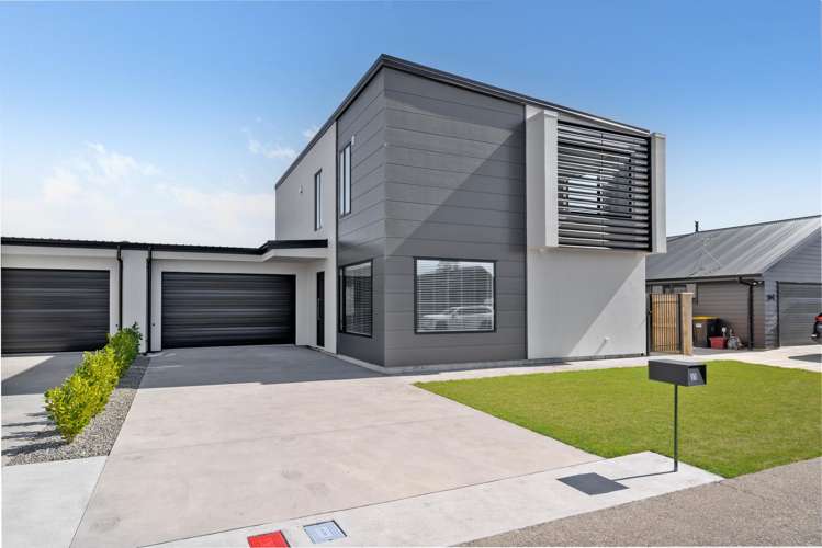 33 Marine Corps Drive Solway_17