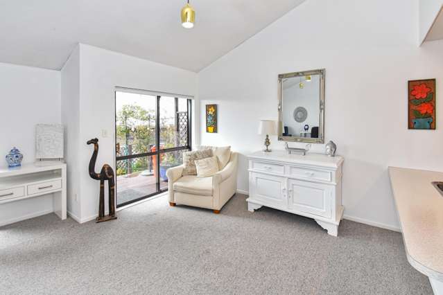 5/151 Kitchener Road Pukekohe_2