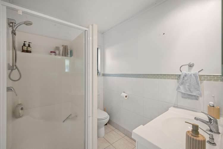 2/394 Oceanbeach Road Mount Maunganui_16