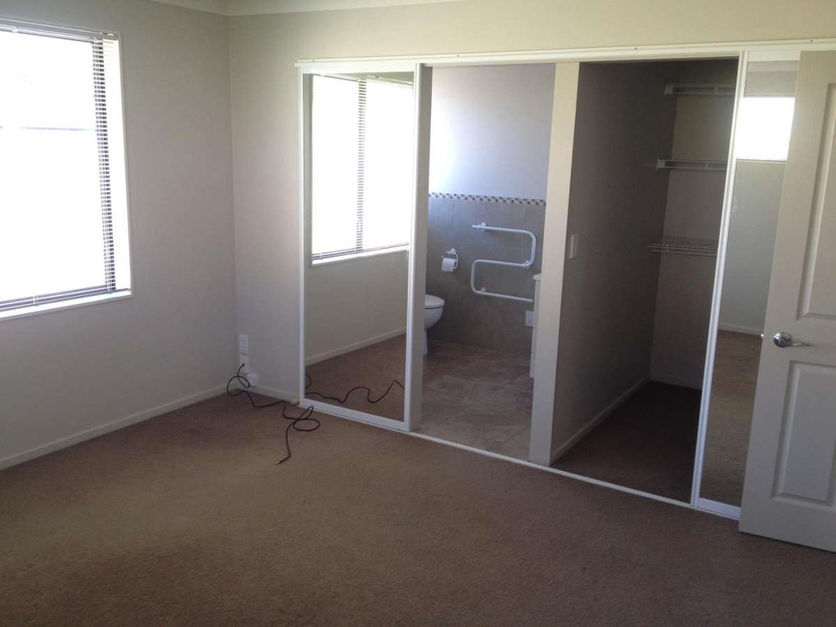 Light and bright four-bedroom home 5