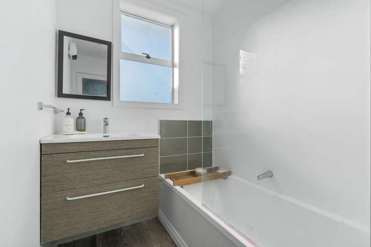 98 Lynn Street Wakari_18