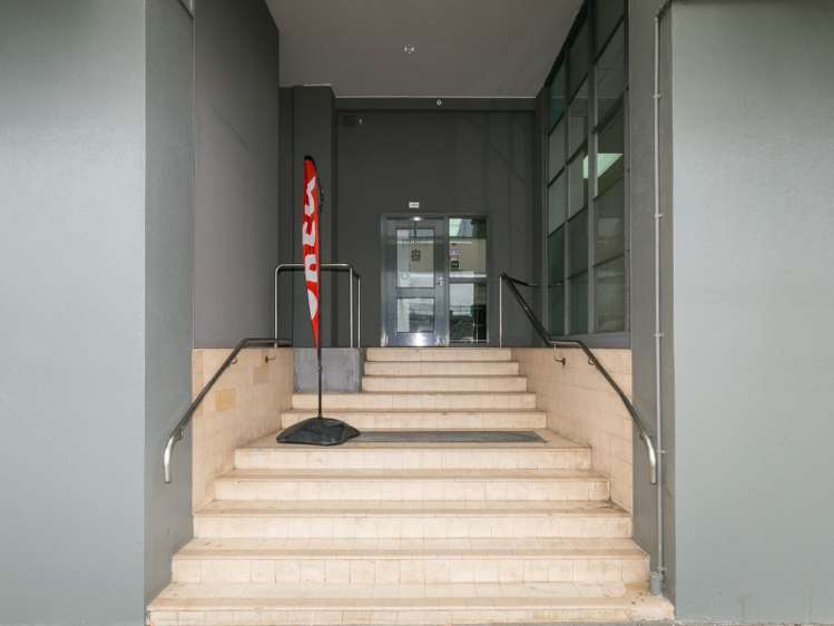 107uba Thorndon Quay Pipitea_2