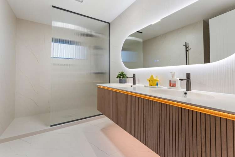 169 Te Oneroa Way Long Bay_22