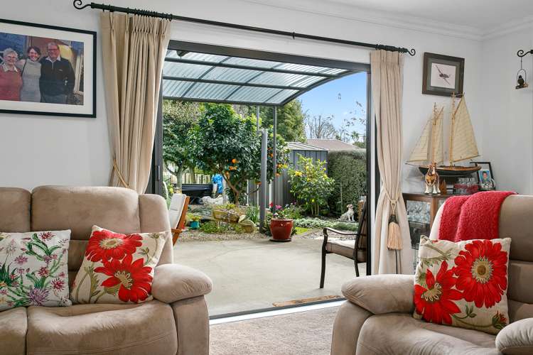 11a Fairburn Place Leamington_8