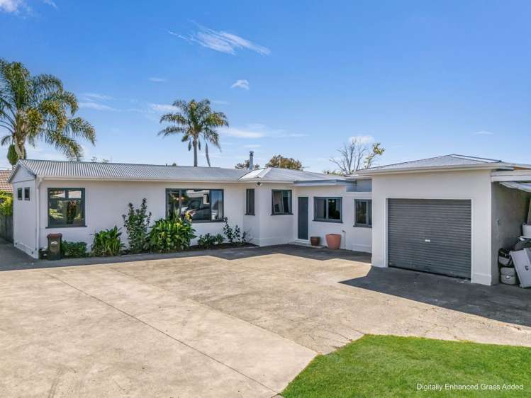 13 Howard Road Taradale_27