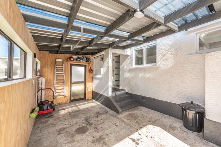 123 Anzac Parade Wanganui East_21