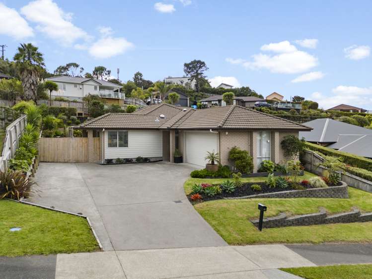 15 Waldorf Crescent Orewa_27