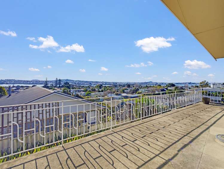 5 Conifer Lane Mangere Bridge_11