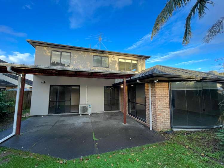 17 Erne Crescent East Tamaki_16