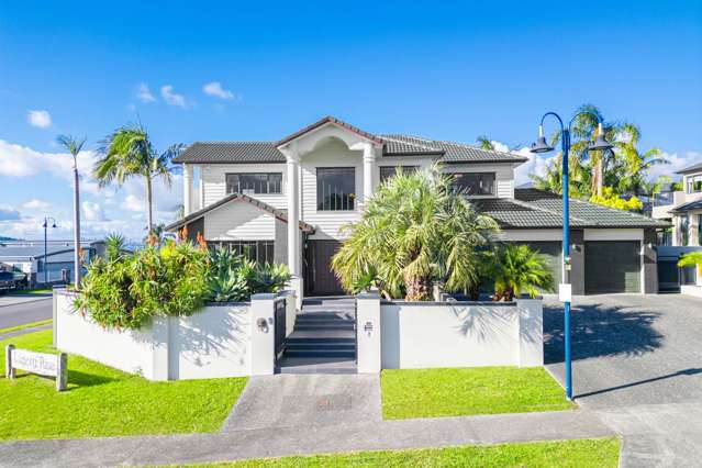 Grand Family Home with Panoramic Sea Views