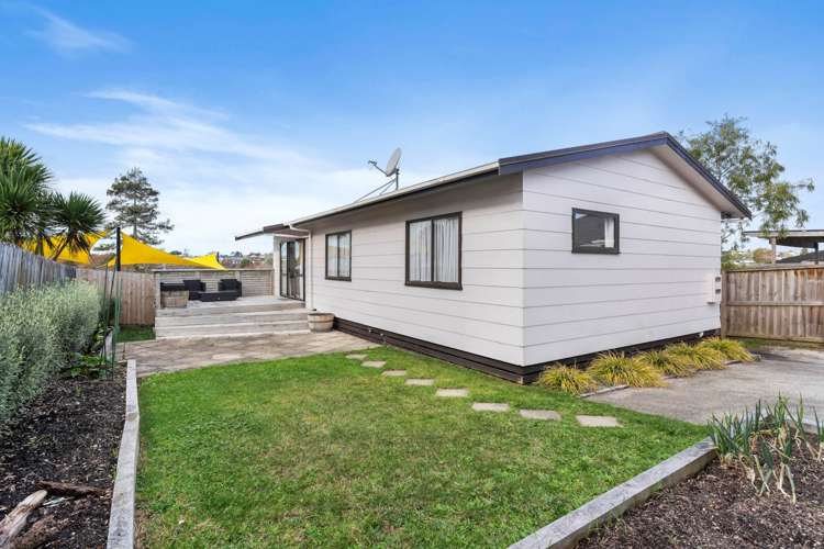 2/60 Elliot Street_0