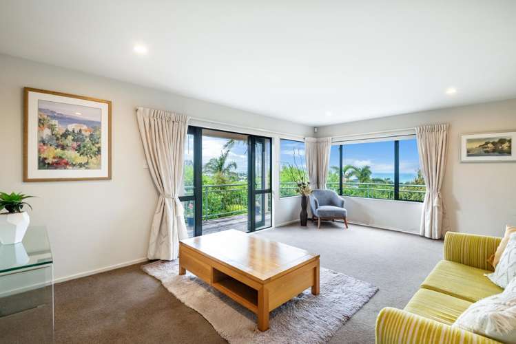 3/3 Galaxy Drive Mairangi Bay_5