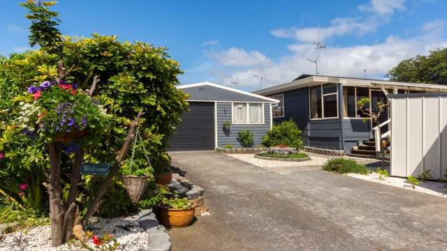 48a Pemberton Crescent Greerton_1