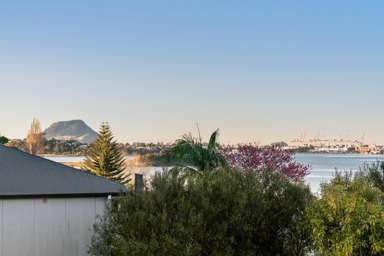 52 Churchill Road_2