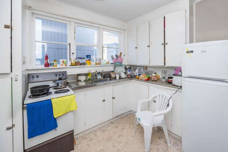 92 & 94 Peachgrove Road Hamilton East_15