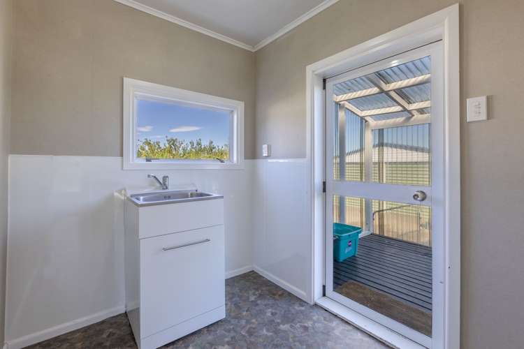 90 Racecourse Road Waipukurau and Surrounds_11