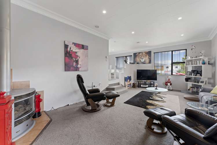 31 Tiverton Crescent Whalers Gate_5