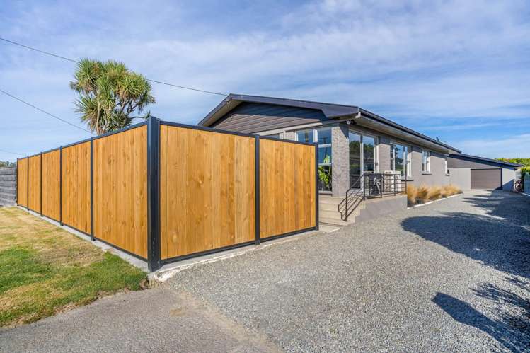 24 Great North Road Winton_16