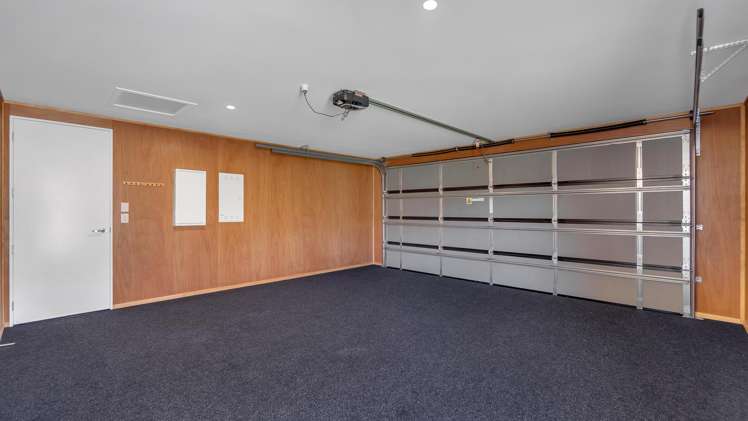 5 Helicon Street Pegasus_15