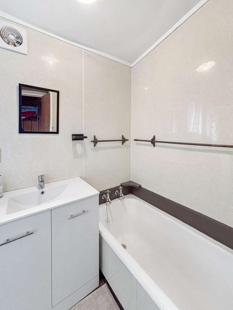 3 Lloyd George Road Wainui_18