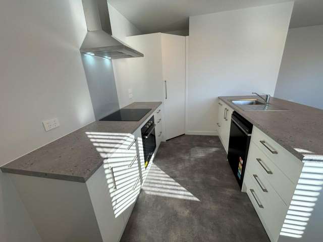 1/15 De Havilland Way 11229_1