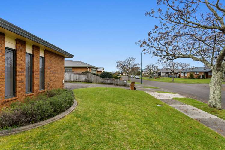7 Edgewater Grove Whakatane_2