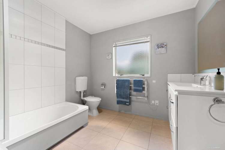 129b Parrs Cross Road Glen Eden_7