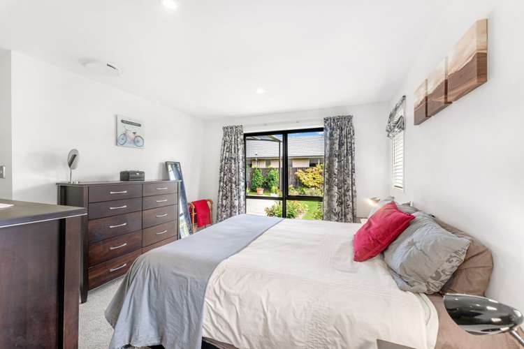 2 Orchard Grove Ashburton_12