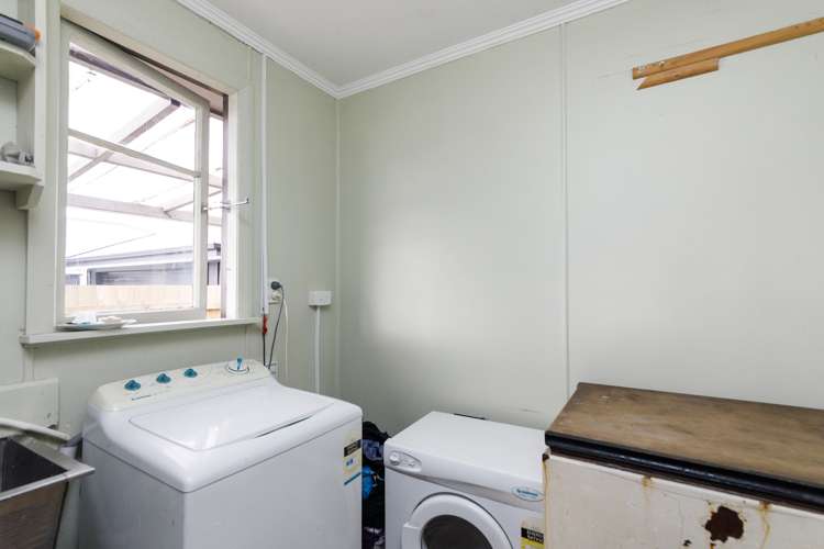 15 Makino Road Feilding_13