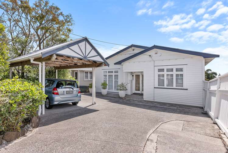 85 Golf Road New Lynn_18