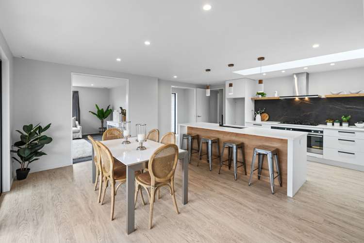 3 Roles Way Rolleston_11