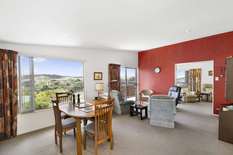 1 Atamira Close Churton Park_7