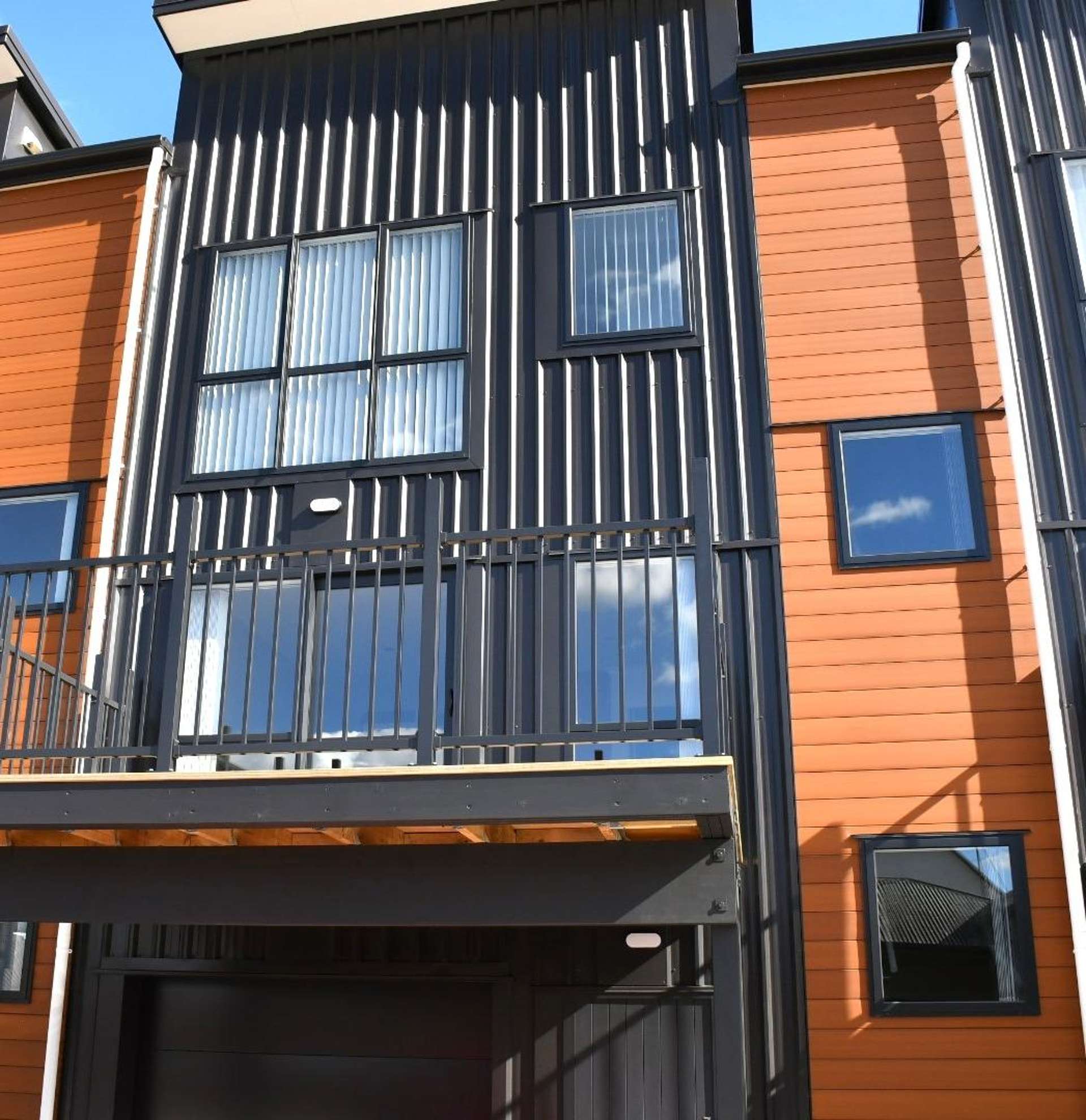 7D/183 Knighton Road 1076_0