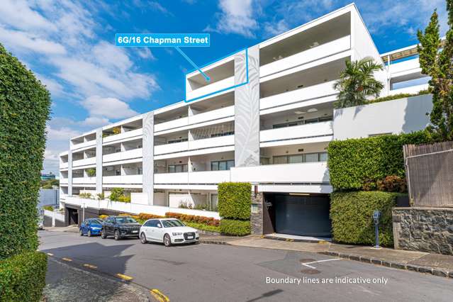 Top-Level City Apartment with Car Park